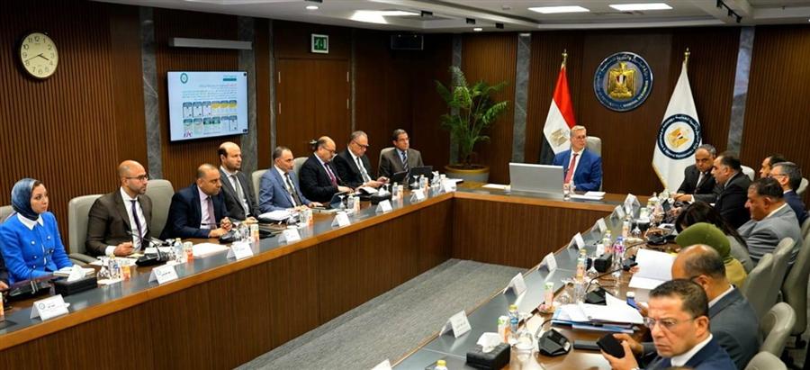 Badawi reviews EPC’s FY2026/27 investment budget  

